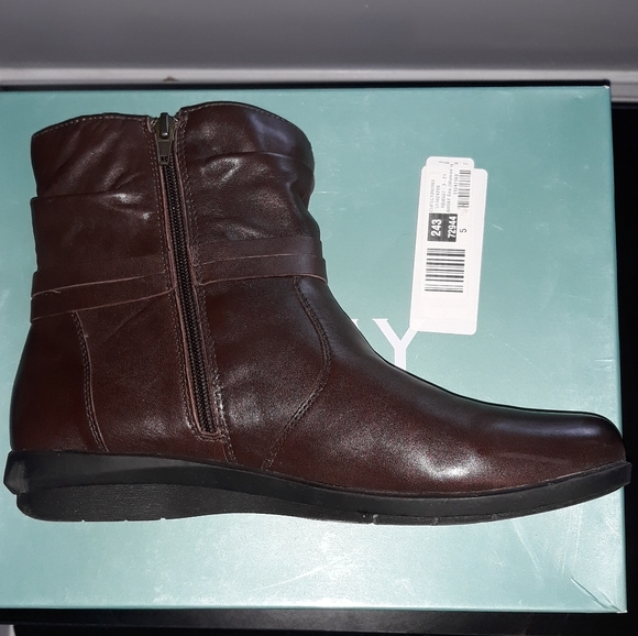 Array Fashion Ankle Boots 11-W - Picture 4 of 6